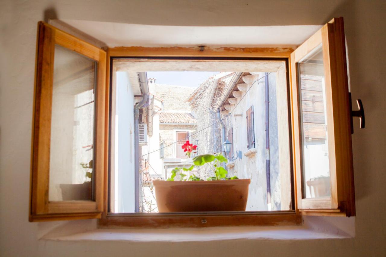 Amarilis Rooms Grožnjan Exterior foto